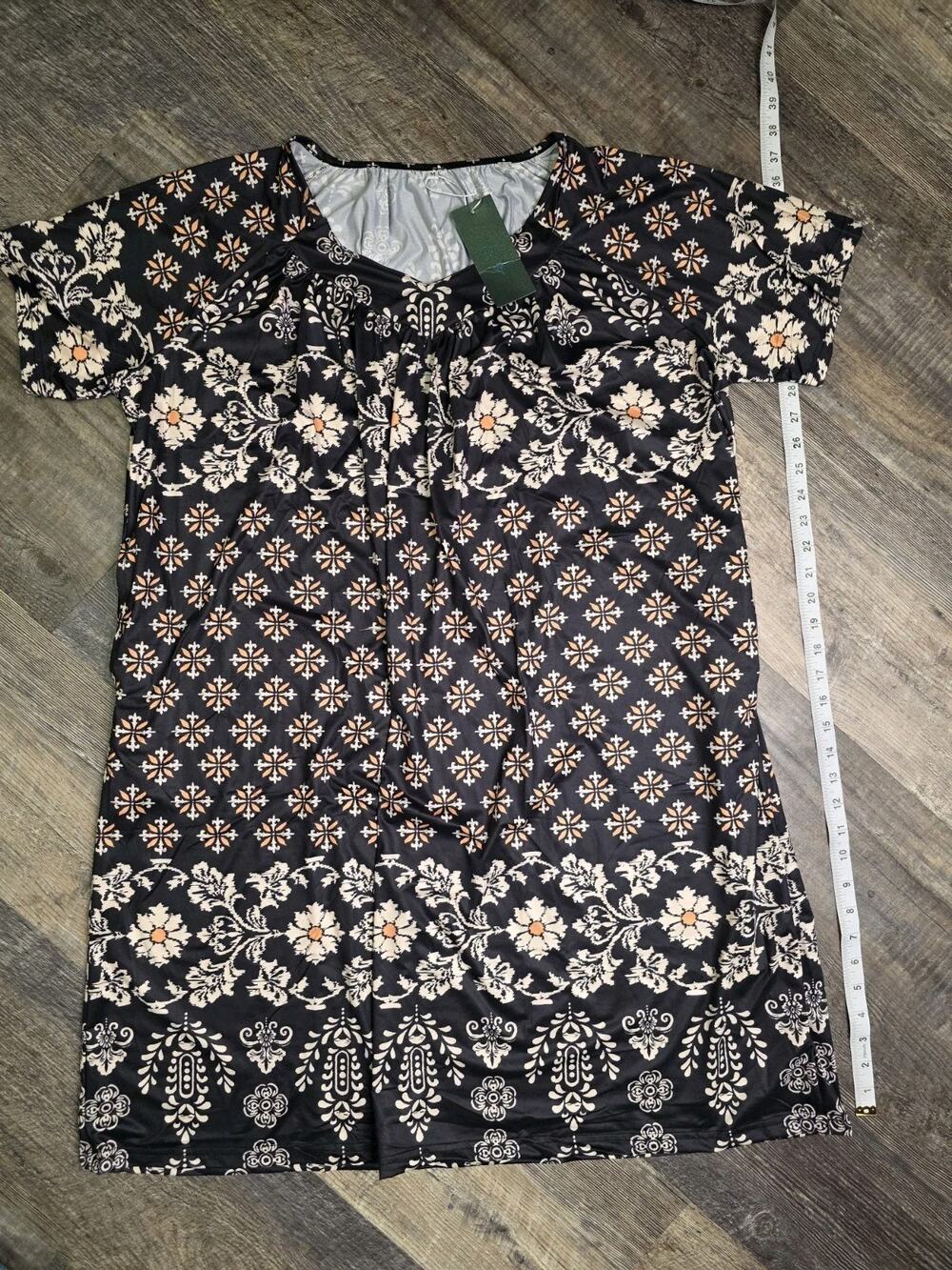 Tugge Womens Damask Boho Print Short Sleeve Dress Medium M NWT Black Pockets